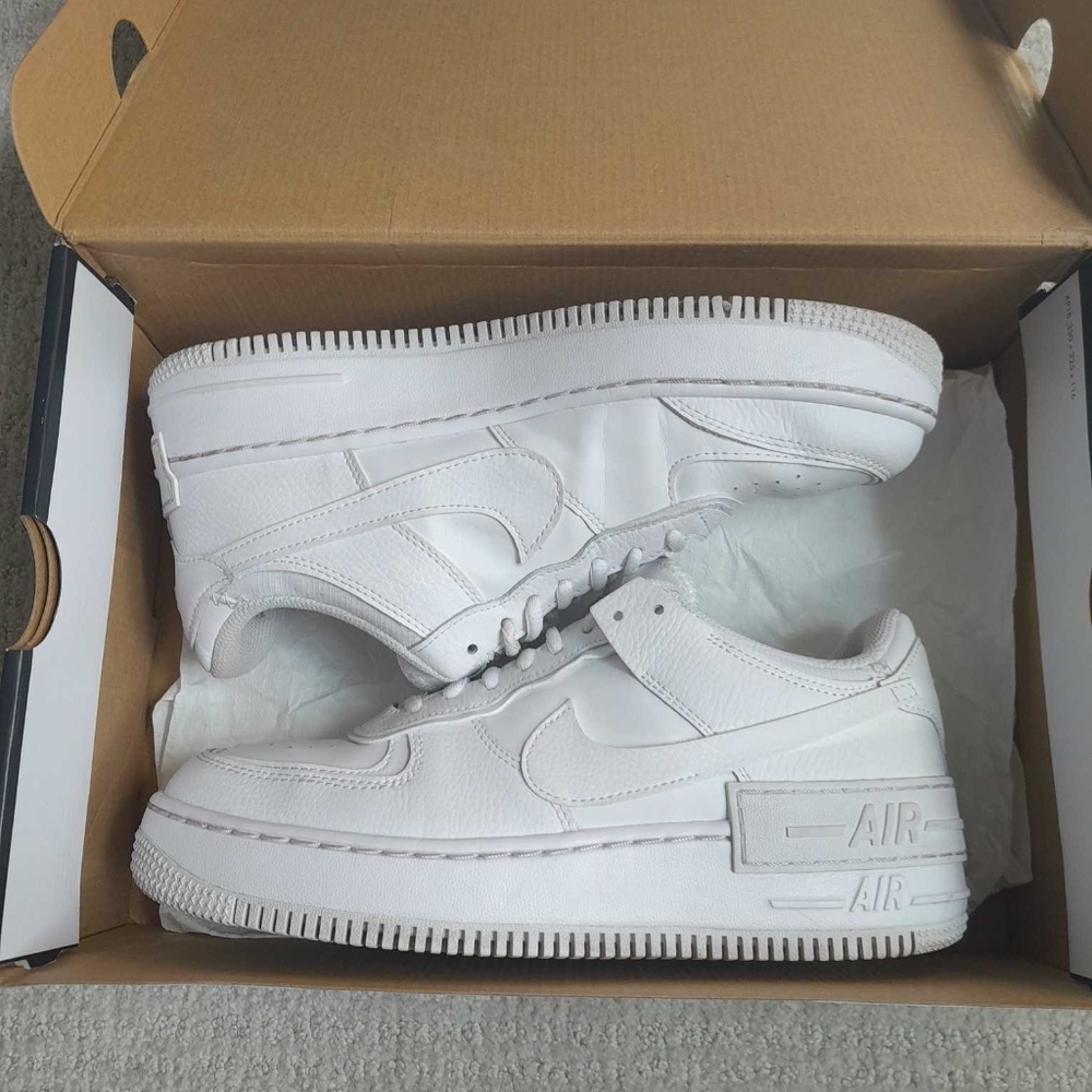 SOLD Nike Air Force 1 Shadow White 9